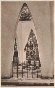 AK Forst Kriegerdenkmal Brandenburg Niederlausitz ungelaufen Postkarte - Bild 1 von 2