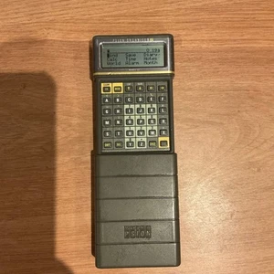 Psion Organizer 2 II Model LZ VIntage 1980 WORKING Excellent Condition & Case - Afbeelding 1 van 7