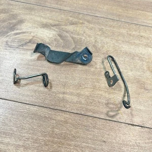 2001 00-07 Honda XR650R XR650 R XR 650 / OEM ASSORTED SMALL BRACKETS - Picture 1 of 2