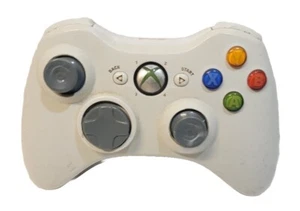 Official Microsoft Xbox 360 White Controller! No Back. Authentic! - Picture 1 of 4