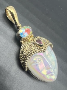 Sajen Göttin Gesicht Anhänger 925 Silber Vermeil goldfarben opalisiert Mystic Topas - Bild 1 von 11