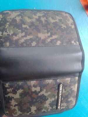 Nintendo GameBoy Advance SP Carrying Case Green Camo  - Изображение 1 из 2