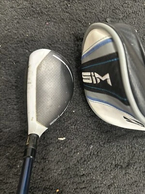 TaylorMade SIM Max Hybrid - Image 1 of 4