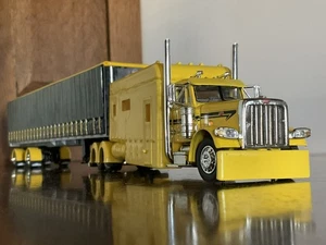 CUSTOM!  1/64 DCP Peterbilt 389 with Huge Sleeper   ** Custom Built ** - Picture 1 of 10