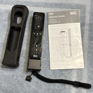 Nintendo Wii Remote Motion Plus Controller - Black RVL-003 - with rubber case - Picture 1 of 2