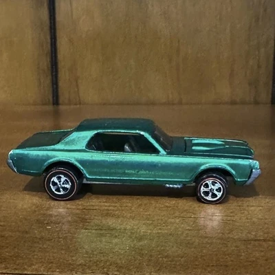 🚨Hot Wheels Redline 1968 US Cougar Emerald GREEN 💯Original 16 NICE🚨 - Image 1 of 4