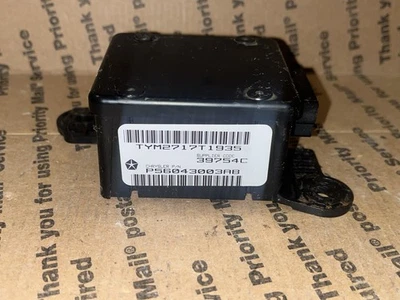 Módulo temporizador cinturón seguridad Dodge Ram 1500 2500 P56043003AB 1998 1999 Foto 1 de 2