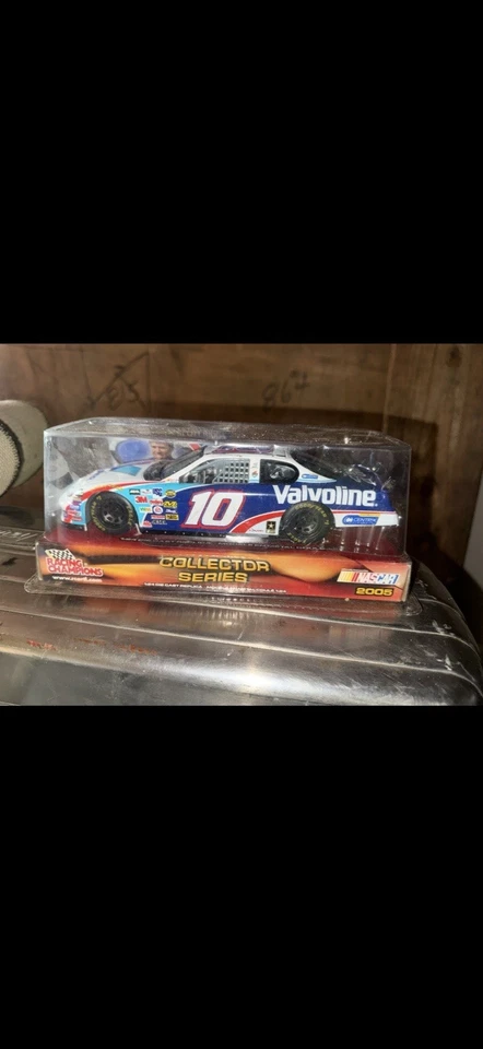 1:24 Scott Riggs 2005 Diecast Stock Car #10 Collectors Series Edición Limitada Foto 1 de 1