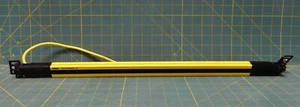 Banner Engineering Safety Light Screen EZ-Screen LP SLPCR14-550P8 83600 - Picture 1 of 9