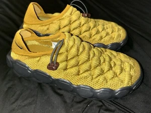 Neu Nike Flyknit Haven Damenschuhe – bronzinefarben (FD2148-700) Größe 6,5 ohne Karton Top - Bild 1 von 5