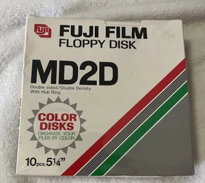 Nuevos Disquetes Fuji 5.25" MD2D Caja De 10 Discos A Color, DS-DD con Anillo Hub - Imagen 1 de 4