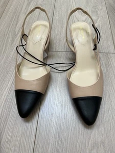 Woman Pumps feature a Cap pointy toe, mid block heel and slingback strap.NWT 8B - Picture 1 of 6