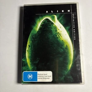 Alien - Definitive Edition (DVD, 2007, 2 Disc Set) Region 4 Sigourney Weaver - Picture 1 of 4