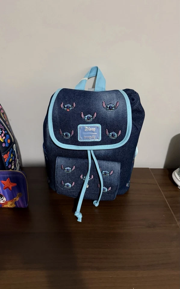 NUEVA Mochila Mini Bolso Loungefly Denim Bordado Disney Lilo & Stitch Foto 1 de 1