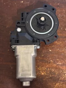 For 2006-2010 Hyundai Sonata Front Right 2007 2008 2009 Power Window Lift Motor - Picture 1 of 2