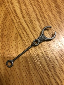 NIGHTSTICK 1988 NUNCHUKA CLAW PART COPS 'N CROOKS silver accessory - Picture 1 of 2