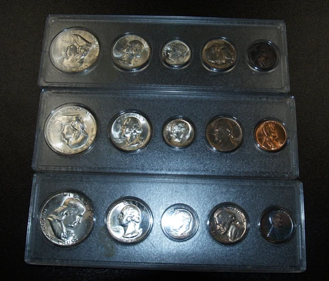 Nice 1954 Mint set in plastic holders.   P, D and S Mint Uncirculated coin set! Cover
