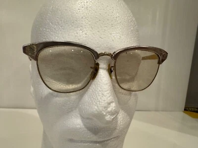 American Optical eyeglass frames  vintage horn rim. Rose Gold Foto 1 de 3