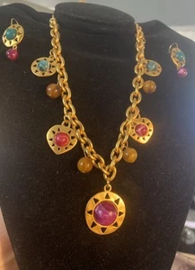 Necklace & Earring Set with various charm Dangle elements Golden Jewel Toggle - Picture 1 of 9