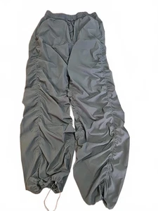 Pantalones Yogipace MUJER M Ligeros Estudio de Baile Gris Piernas con Volantes - Imagen 1 de 10