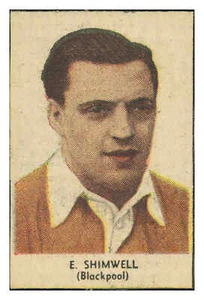 Thomson (D.C.) - 'Famous Footballers (Rover)' (1953-56) - E. Shimwell (Blackp... - Picture 1 of 1