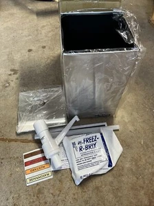 Dispensador de condimentos estilo bomba San Jamar con bomba de 1 oz, P9800 TOTALMENTE NUEVO KETCHUP - Imagen 1 de 7