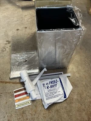 San Jamar Pump Style Condiment Dispenser w/ 1 oz Pump, P9800 BRAND NEW KETCHUP - Image 1 of 4