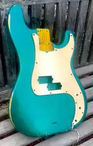Corpo basso P NITRO RELIC OceanBlue INVECCHIATO Premium leggero ORDINE chitarre JV - Foto 1 di 12