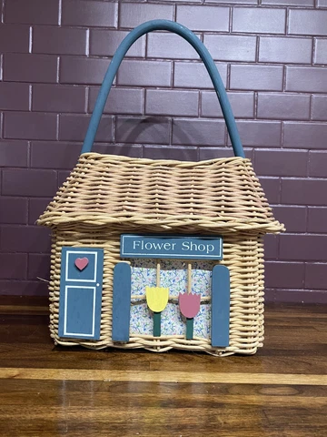 VINTAGE Woven Wicker Basket Handle 17 inches Tall Flower Shop Cover