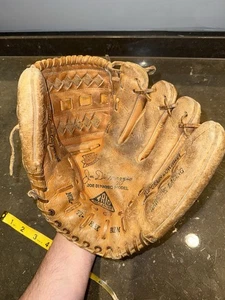 1950-60's VINTAGE JOE DI MAGGIO MODEL TRIO HOLLANDER GLOVE COWHIDE RHT - Picture 1 of 5