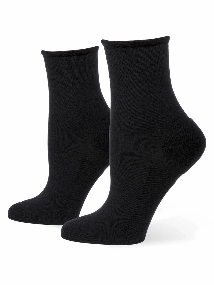 HUE Sporty Shortie Sneaker Socks OS Ankle Athletic Comfort Stretch Black U21610