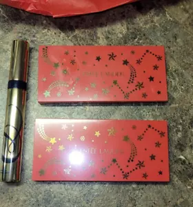2 paletas Estee Lauder Celestial Glow y 1 máscara de pestañas Suntuous Extreme - Imagen 1 de 10