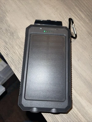 Marca - Banco de energía solar para móvil 2000000 mAh Foto 1 de 4