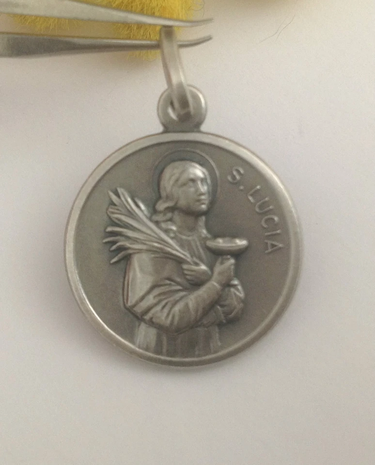 MEDAGLIETTA  " SANTA LUCIA " IN ARGENTO 925 MASSICCIO - NUOVA - Immagine 1 di 1