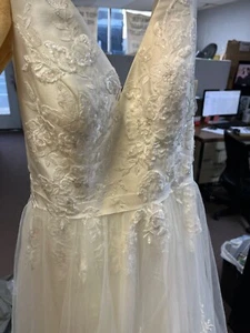 wedding dresses - Picture 1 of 5