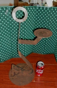 Vintage Antik Gartenkunst kniender Eisenstab Mann 22 Zoll Künstler signiert Shabby Chic - Bild 1 von 12