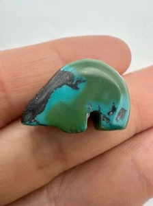Vintage echt grün blau türkis geschnitzt Bär Perle Charm - Bild 1 von 7