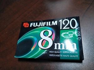Cassette vidéo Fujifilm 8 mm 120 - Photo 1 sur 2