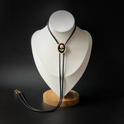 Collar de boda occidental corbata bolo de loto dibujo color esmalte vintage regalo Foto 1 de 4