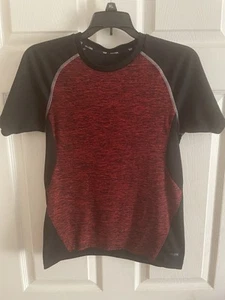 Camiseta deportiva TEK GEAR juvenil 11/15 roja/negra Dry Tek Athletic Crew - Imagen 1 de 3