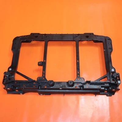 Soporte radiador MAZDA 3 2014 2015 2016 JAPÓN 2017 2018 MAZDA 6 BJS753110 OEM Foto 1 de 4