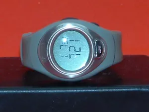 Orologio digitale Oregon Scientific Smart Trainer grigio usato - Foto 1 di 6