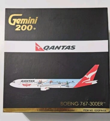 GEMINIJETS200  BOEING 767-300 QANTAS  DISNEY PLANES  COLORS VERY RARE!!! - Image 1 of 4