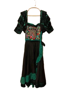 VTG Victor Glez Women's Mexican Green Embroidered Peacock Kaftan Dress - Picture 1 of 14