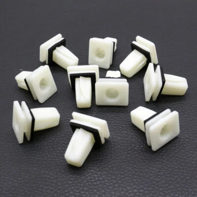 15X Se adapta a Toyota Hiace 2005-2013 Panel de puerta Clips de retención con sellador 9018906229 Foto 1 de 4