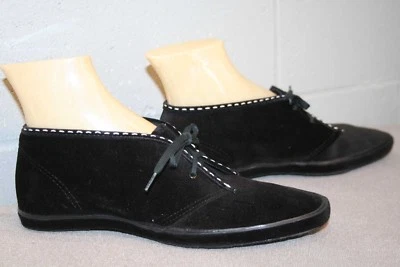 8 N NOS Keds Vtg  70s ANKLE BOOT Black Velvet Velour BOOTIE Shoe Sneaker Flats - Image 1 of 4