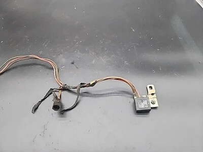 Cerradura puerta calefactor bmw e30 e28 e24 61311374784 1374784 e28 e30 635csi m6 633csi m6 Foto 1 de 4