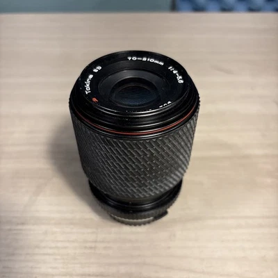 Tokina SD Telephoto Zoom Camera Lens 1:4-5.6 70-210mm Minolta M/MD Mount - Image 1 of 4