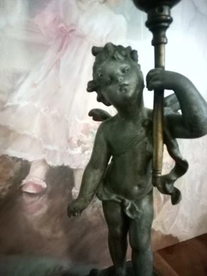 Estatua lámpara gas bronce 1890. Convertido en salida regular. Foto 1 de 4