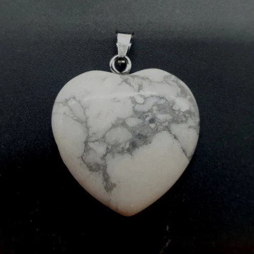 Pendente Cuore Howlite 2,5 cm - Immagine 1 di 1